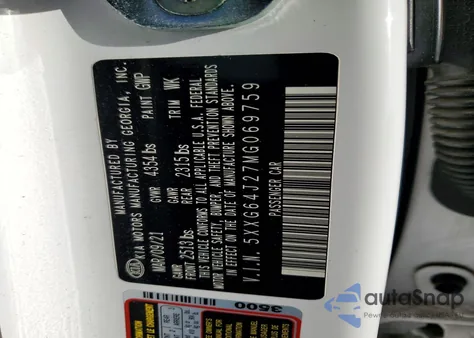 2021 Kia K5 Gt-Line z USA, uszkodzony, nr VIN 5XXG64J27MG069759